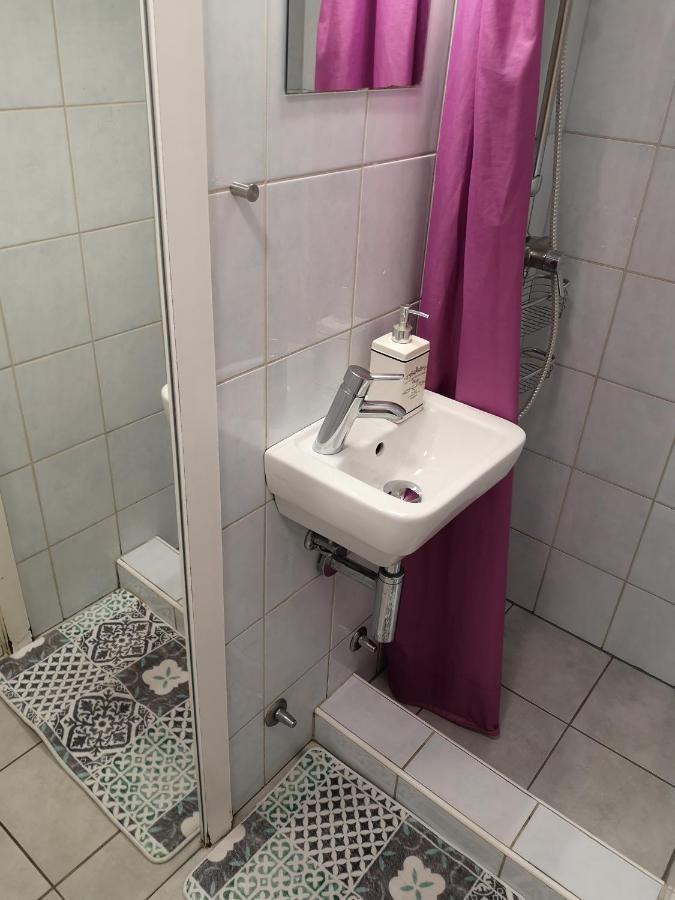 Vila Veselova, Ljubljana City Center Hostel Buitenkant foto